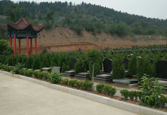 凤凰山公墓